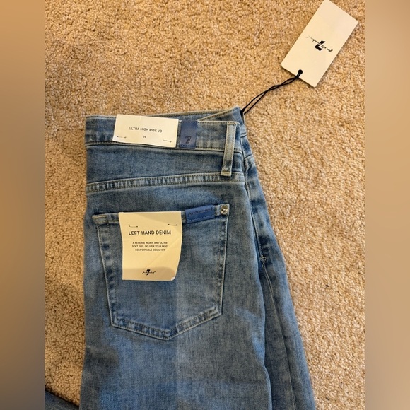 7 For All Mankind High Rise Flare Blue Jeans - Picture 2 of 16